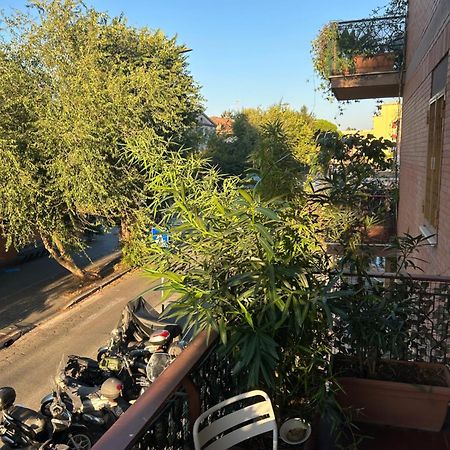 Bed and Breakfast La Fontana di Carlotta Roma Esterno foto